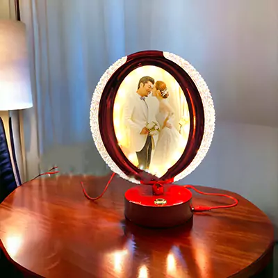 moon-frame-ovel-red