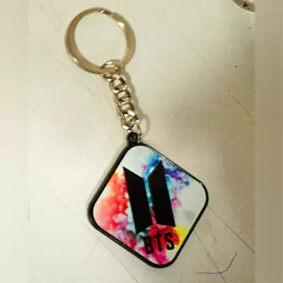 square-plastic-metal-keychain